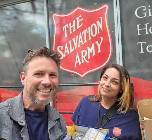 Gopher It supporting the Salvation Army with food donations